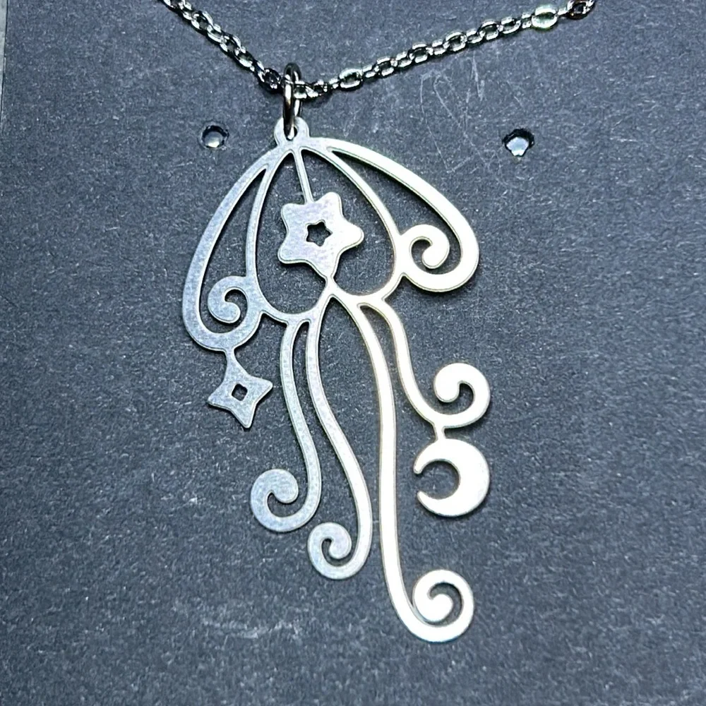 Jellyfish pendant - Picture 2 of 2